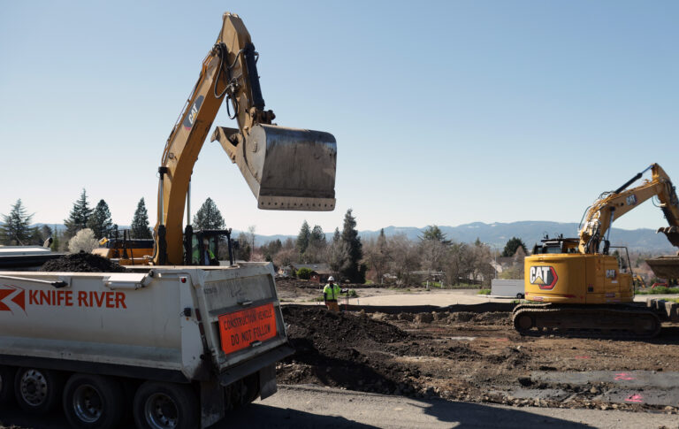 KRM crews at work on Foothill Rd.